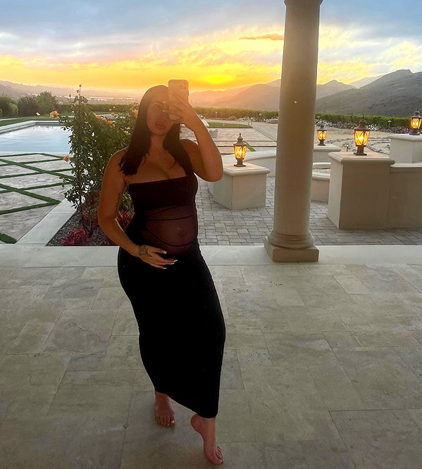 kaliuchis instagram image archive image