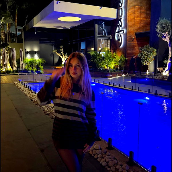 karinvaid instagram image archive image