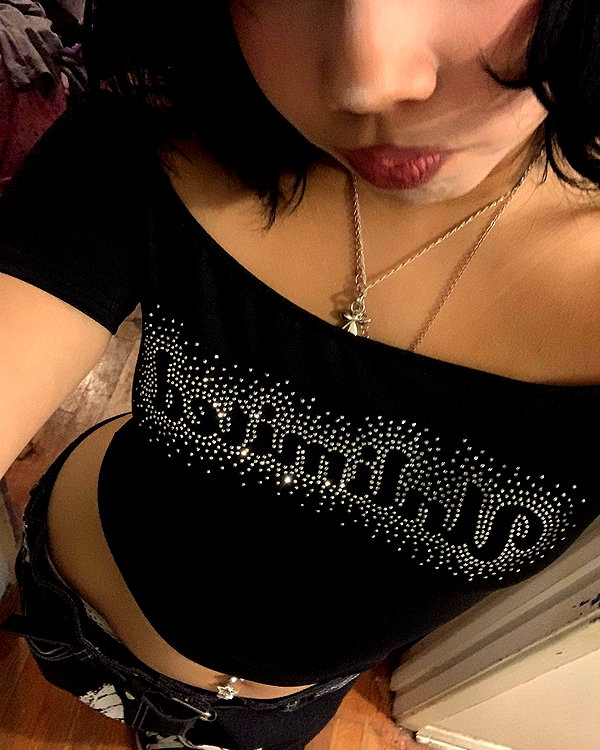 karis.gutz instagram image archive image
