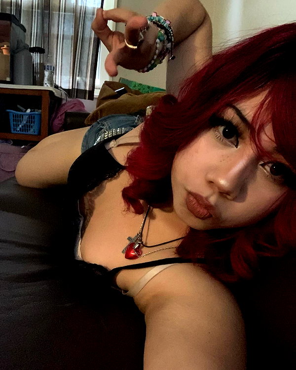 karis.gutz instagram image archive image