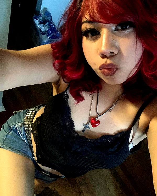 karis.gutz instagram image archive image