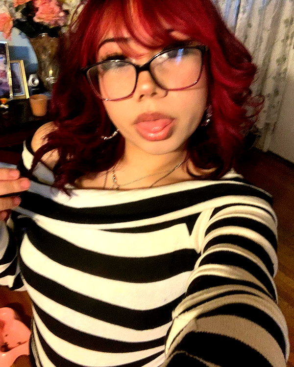 karis.gutz instagram image archive image
