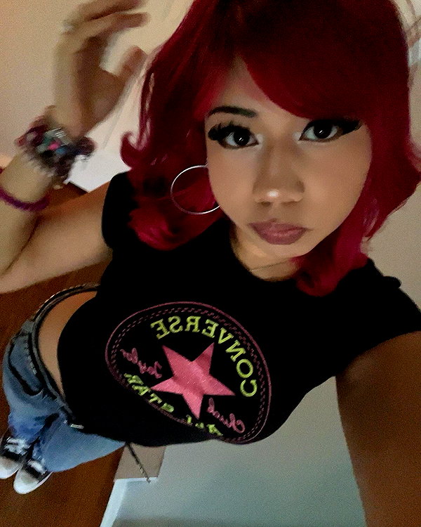 karis.gutz instagram image archive image