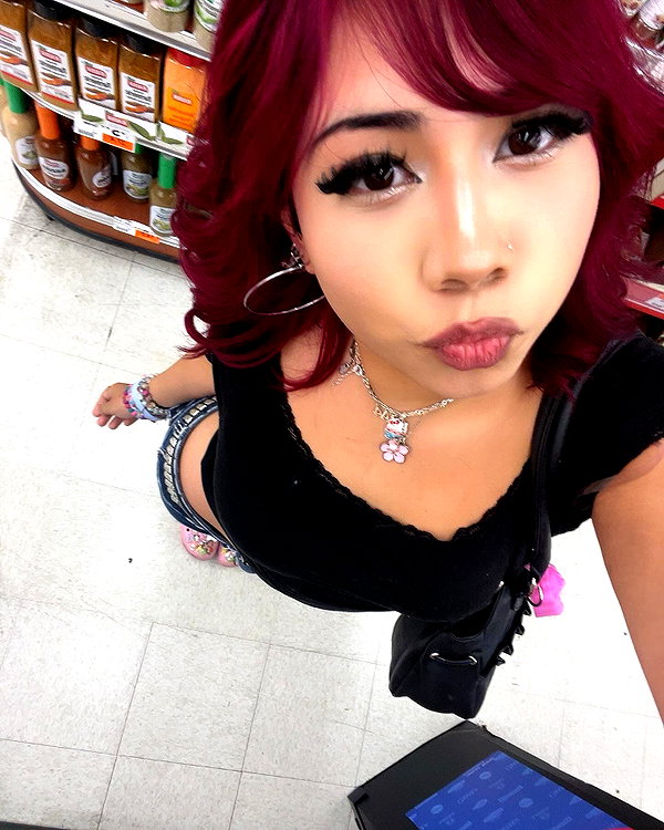 karis.gutz instagram image archive image