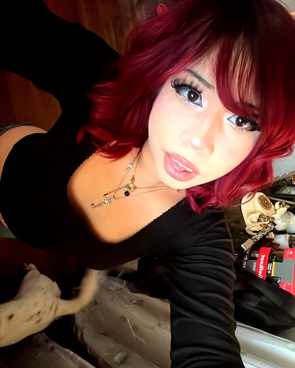 karis.gutz instagram image archive image