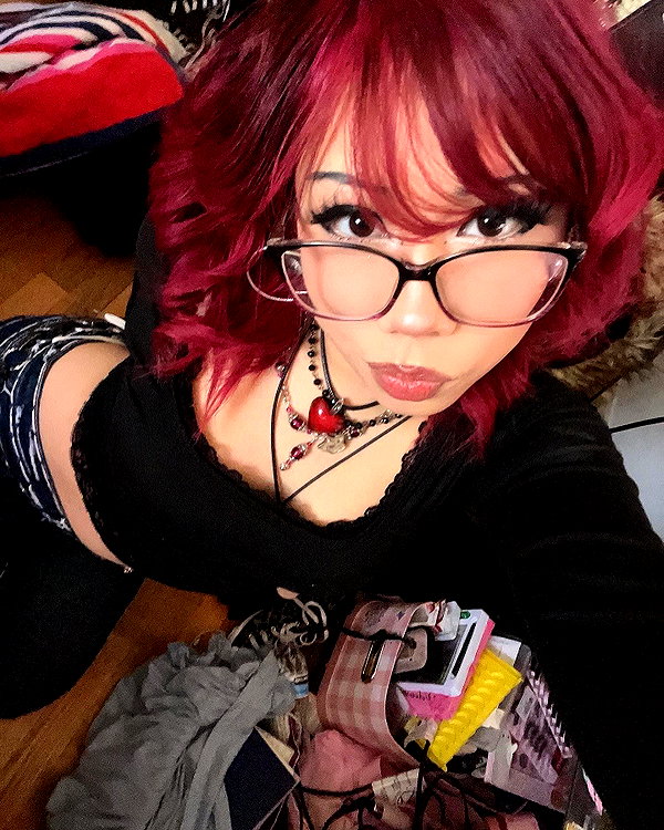karis.gutz instagram image archive image