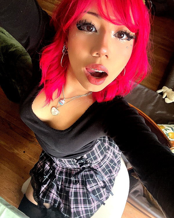karis.gutz instagram image archive image