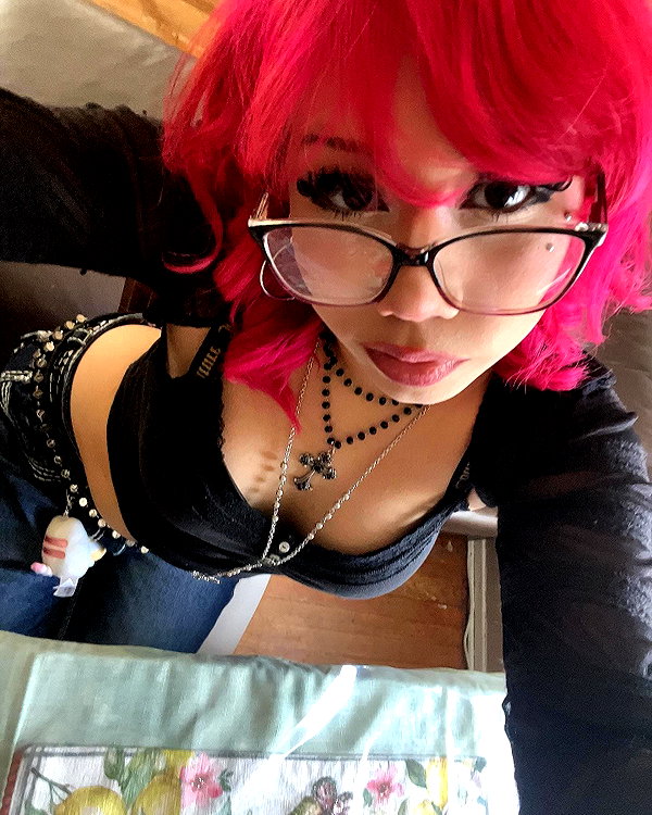 karis.gutz instagram image archive image
