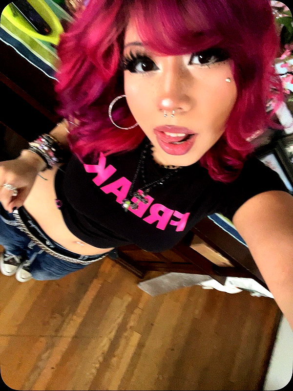 karis.gutz instagram image archive image