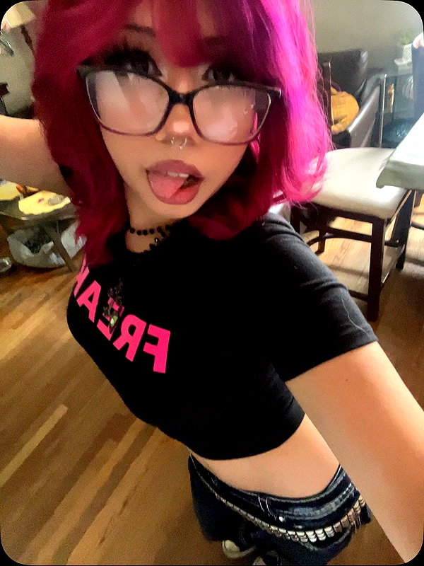 karis.gutz instagram image archive image