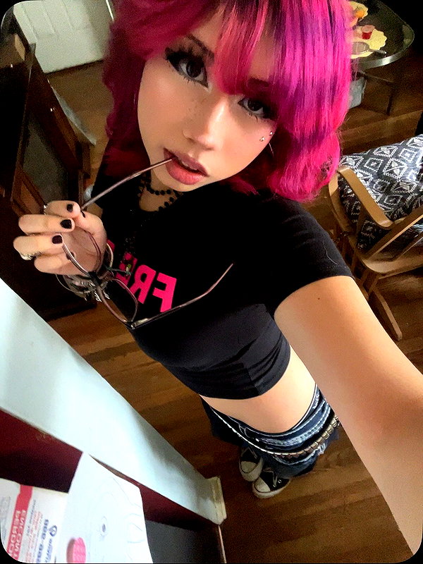karis.gutz karis.gutz archive image