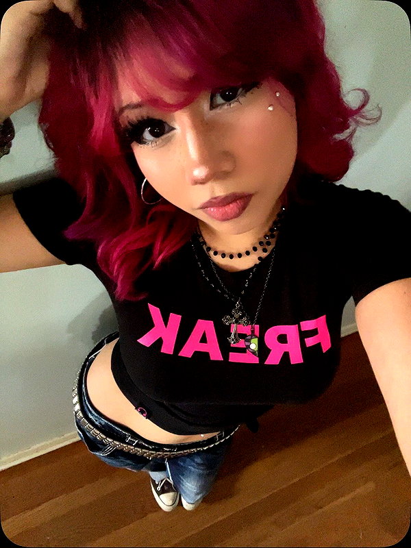 karis.gutz instagram image archive image