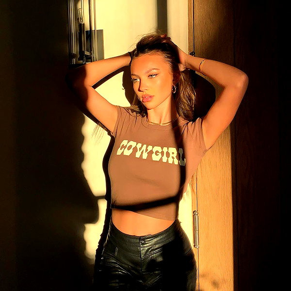 katarina.deme instagram image archive image