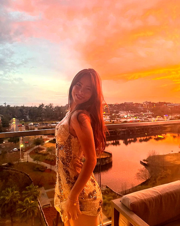 katelynernst3 instagram image archive image