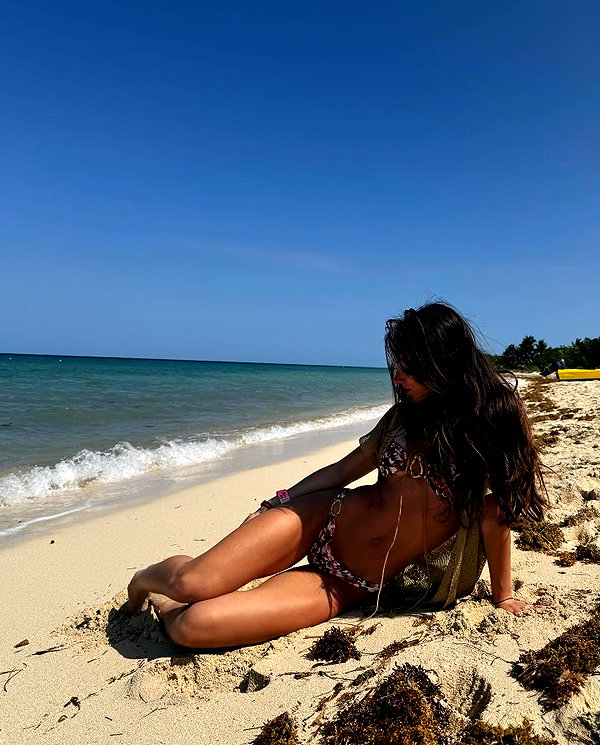 katelynernst3 instagram image archive image