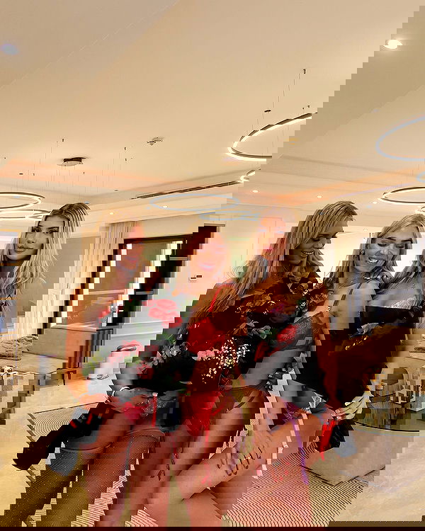 katharinaxamalia katharinaxamalia archive image