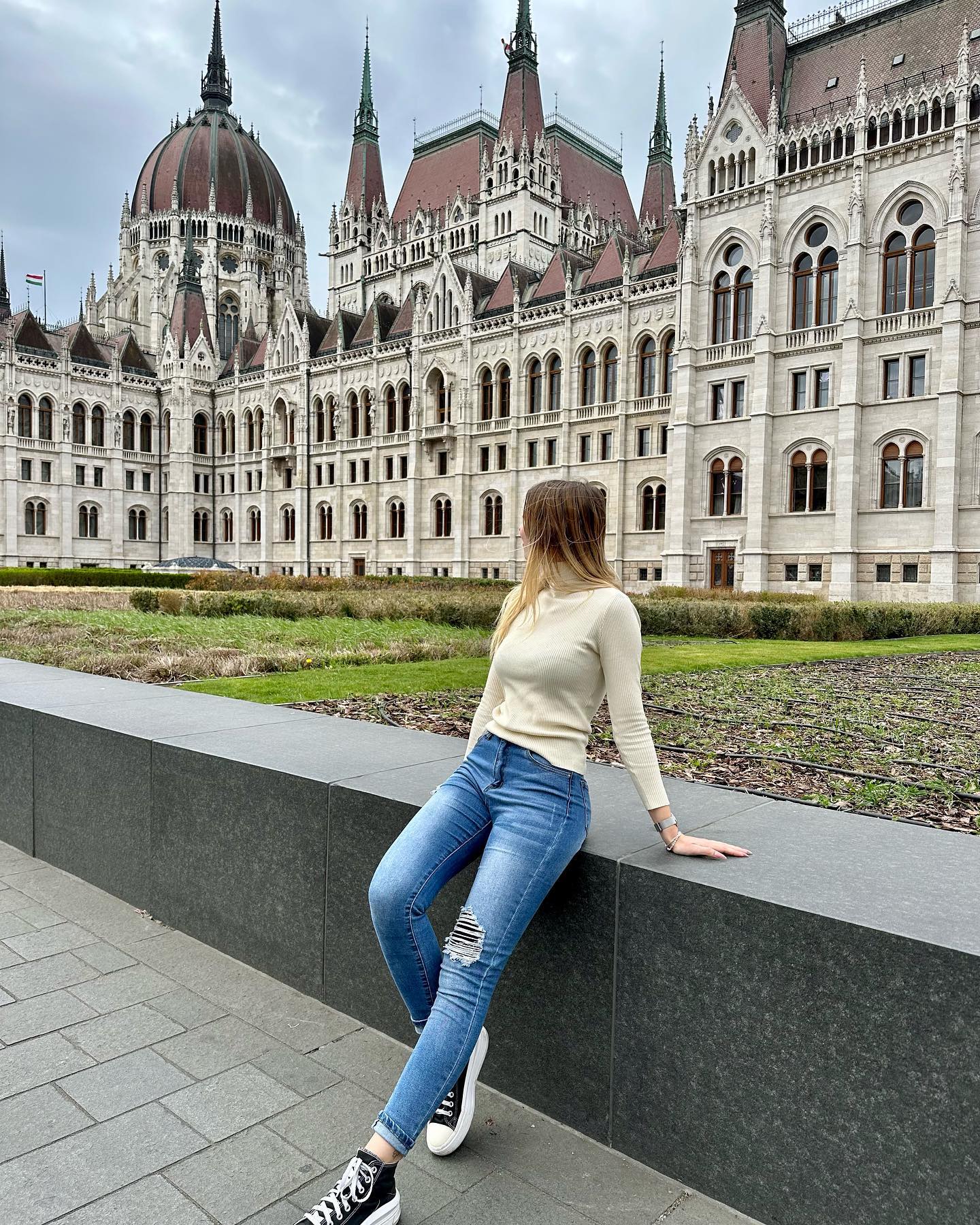 katia_z.k instagram image archive image