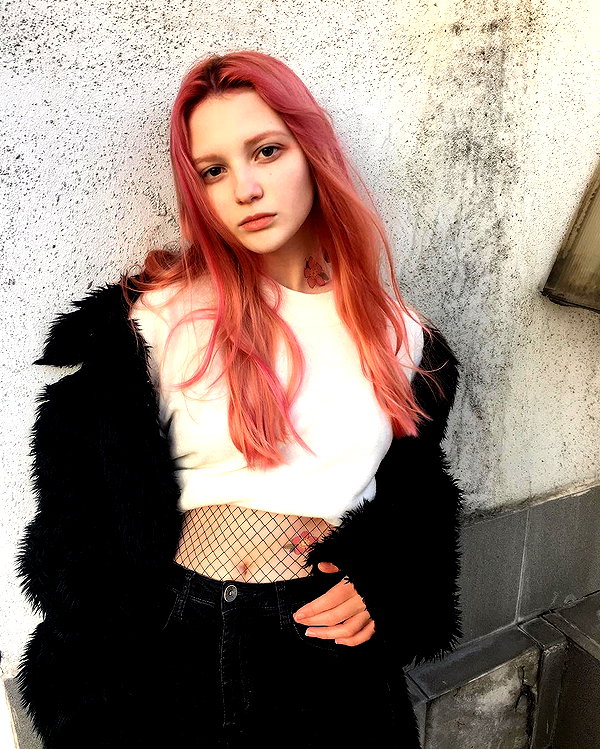katie_westwood instagram image archive image
