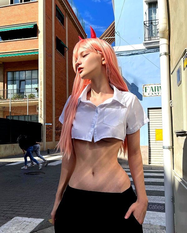 katie_westwood instagram image archive image