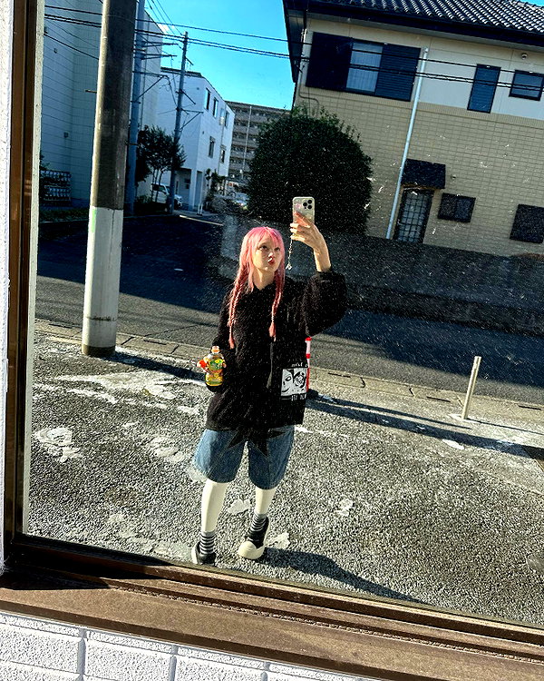 katie_westwood instagram image archive image