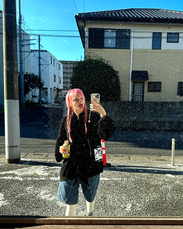 katie_westwood instagram image archive image