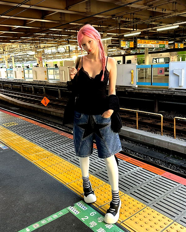katie_westwood instagram image archive image
