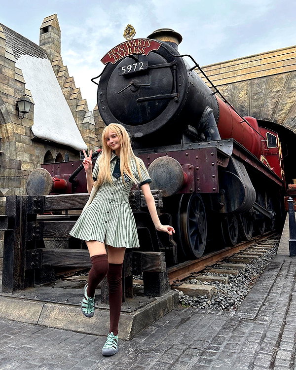 katie_westwood instagram image archive image
