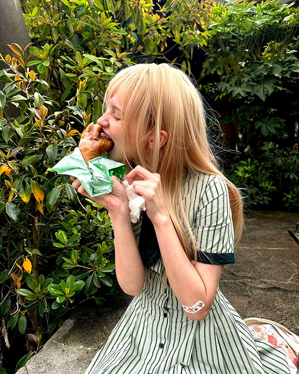 katie_westwood instagram image archive image