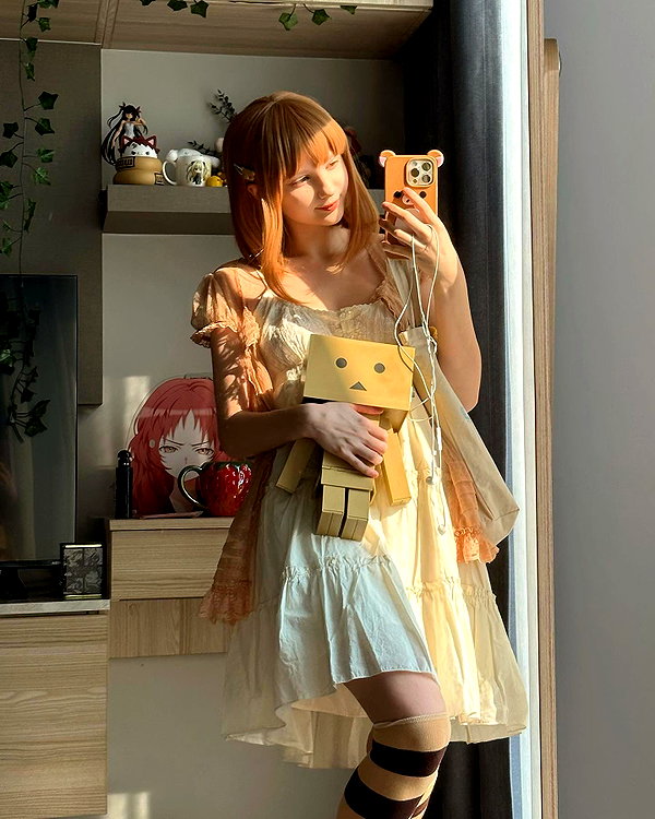 katie_westwood instagram image archive image