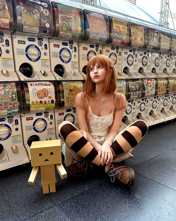 katie_westwood instagram image archive image