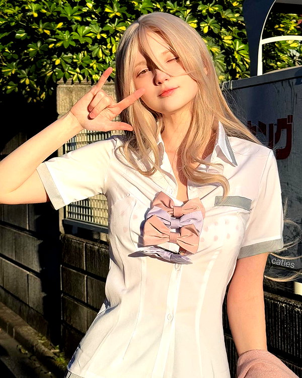 katie_westwood instagram image archive image