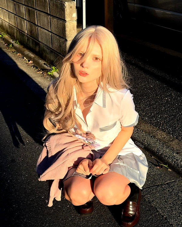 katie_westwood instagram image archive image