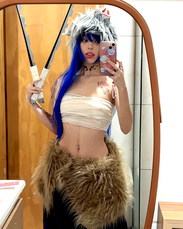 katsumiau instagram image archive image