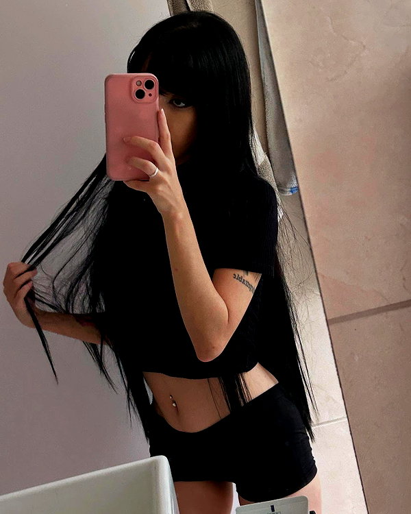 katsumiau instagram image archive image