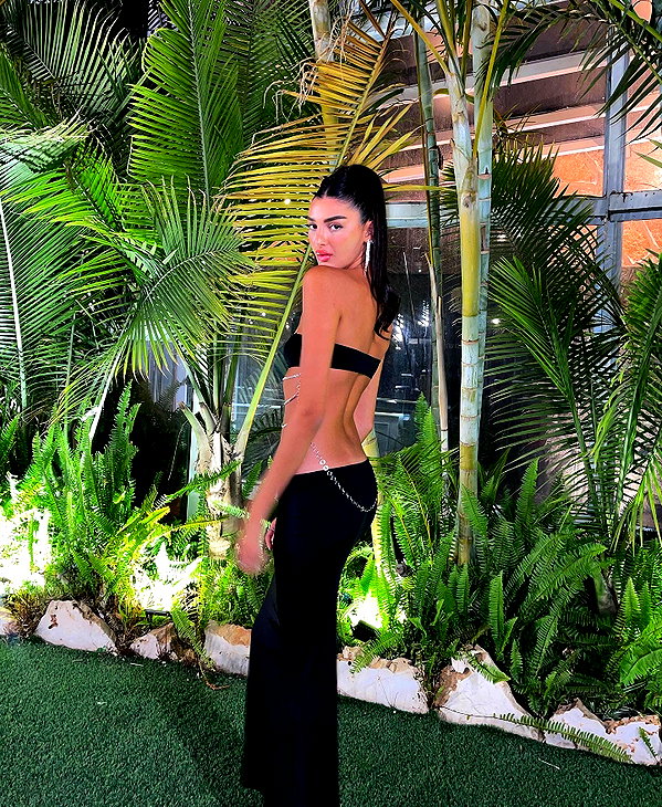 keli_ezra instagram image archive image
