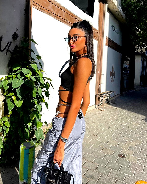 keli_ezra instagram image archive image