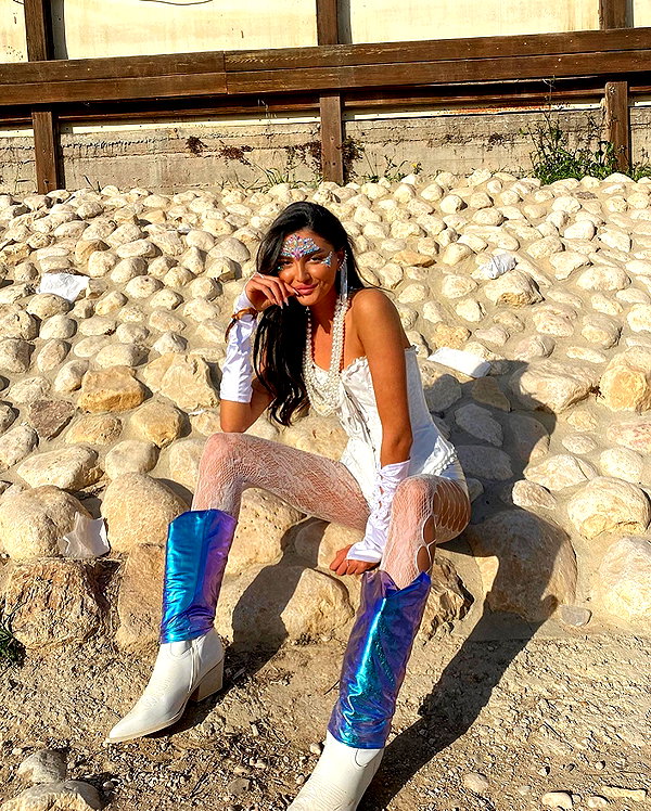 keli_ezra instagram image archive image