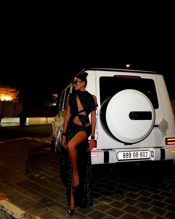 keli_ezra instagram image archive image