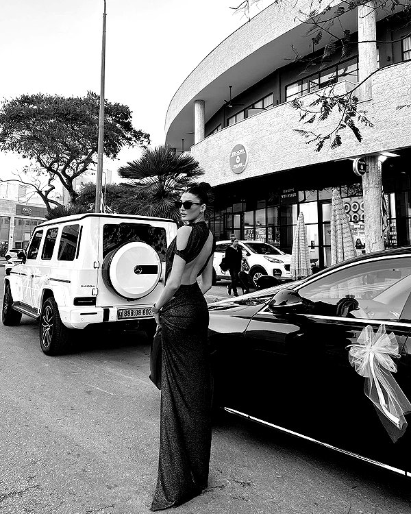 keli_ezra instagram image archive image