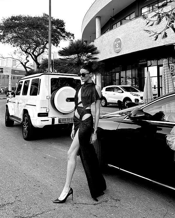 keli_ezra instagram image archive image