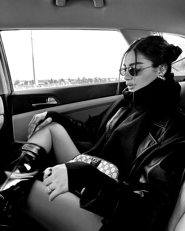 keli_ezra instagram image archive image