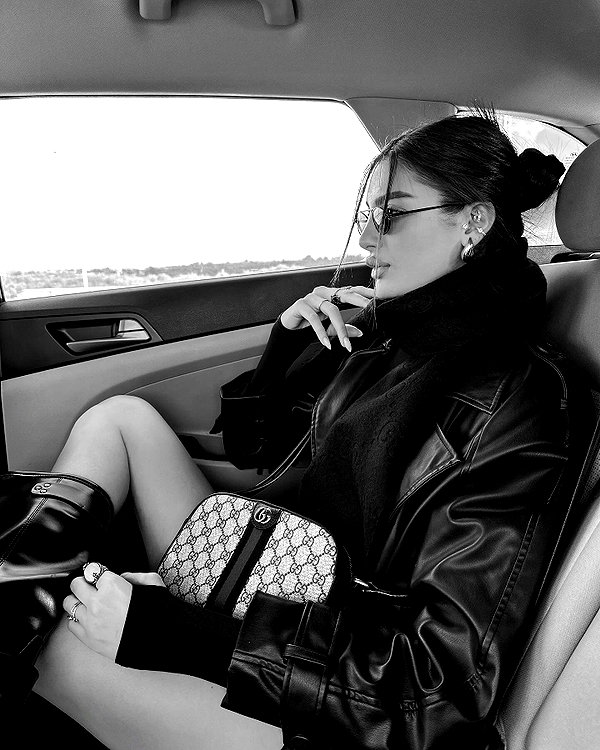 keli_ezra instagram image archive image