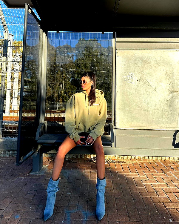 keli_ezra instagram image archive image