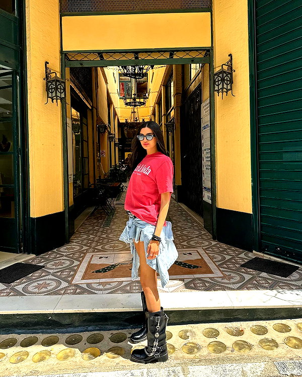 keli_ezra instagram image archive image