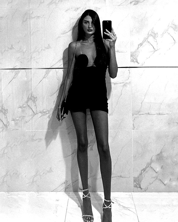 keli_ezra instagram image archive image