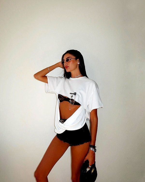 keli_ezra instagram image archive image