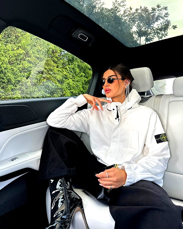 keli_ezra instagram image archive image