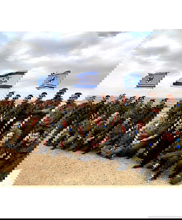 kesemgreenyer image ~ Altpins