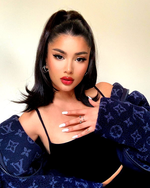 khelan.mh instagram image archive image