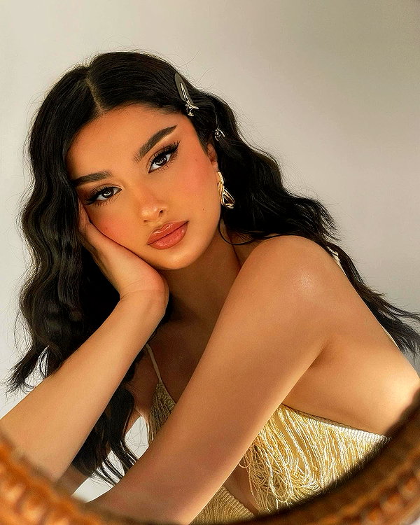khelan.mh instagram image archive image